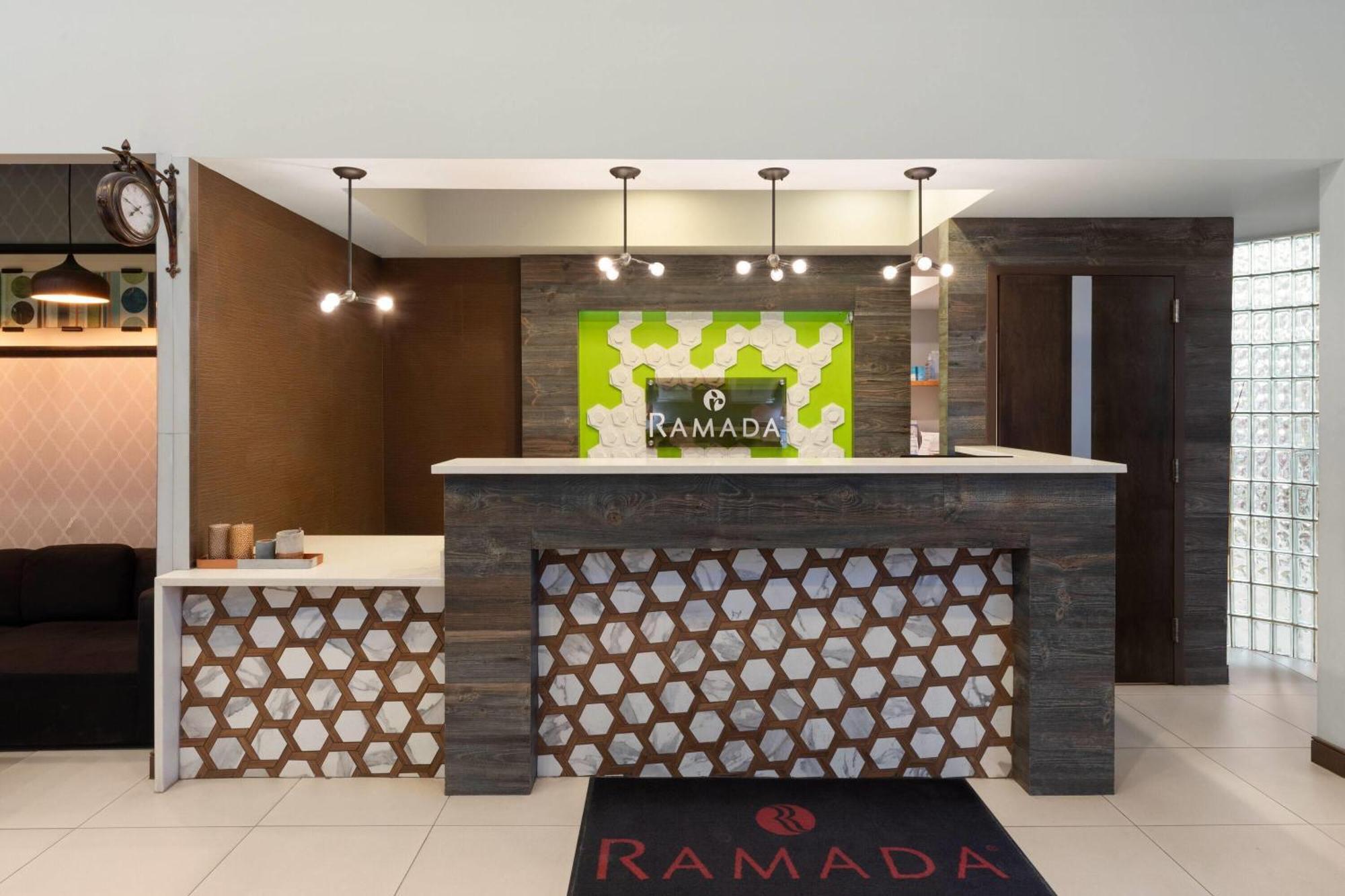 Hotel Ramada By Wyndham El Paso Exterior foto
